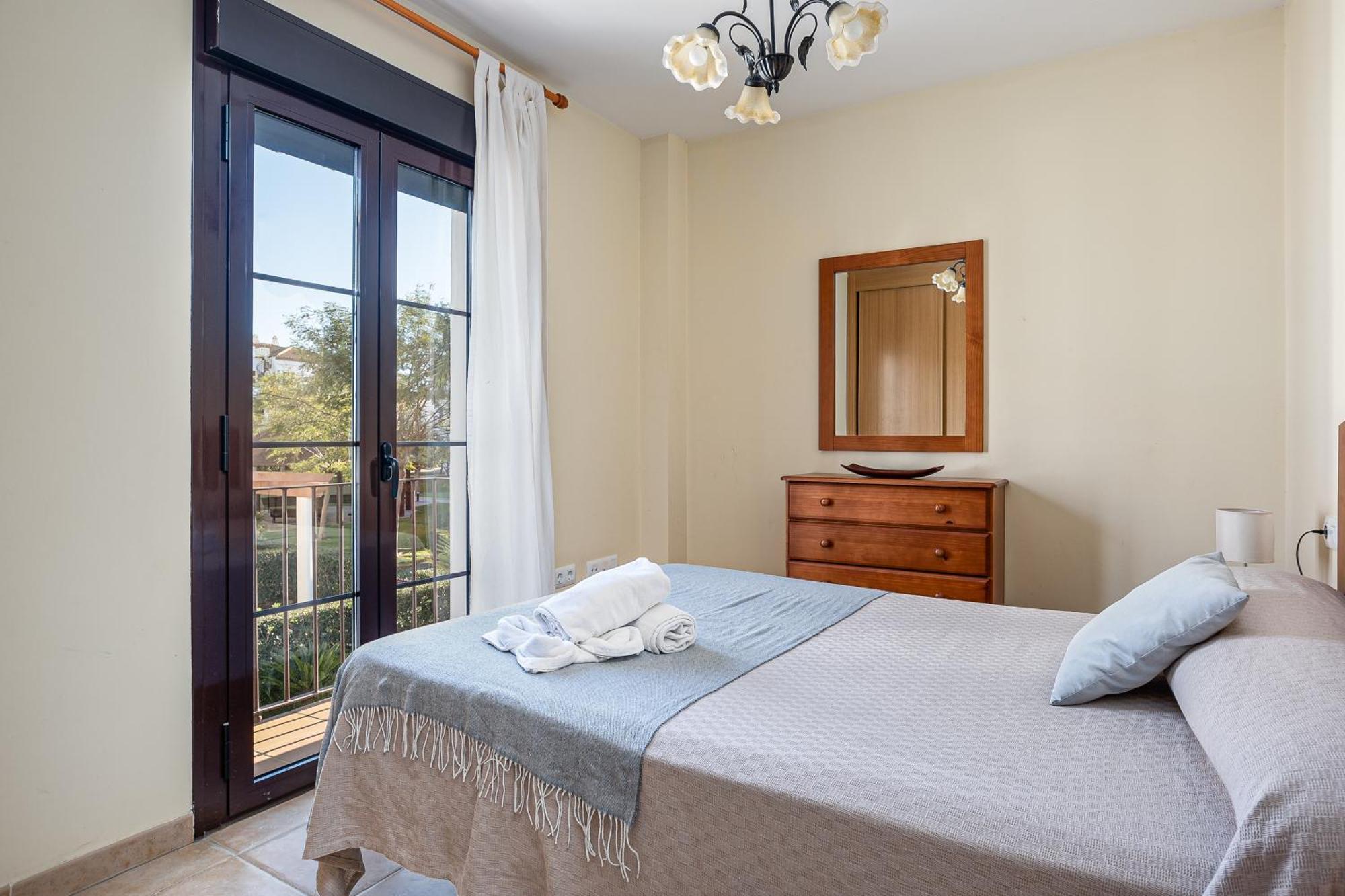 Apartamento Familiar Muy Soleado Cerca De La Playa Y Parking Incluido Chiclana de la Frontera Exterior photo