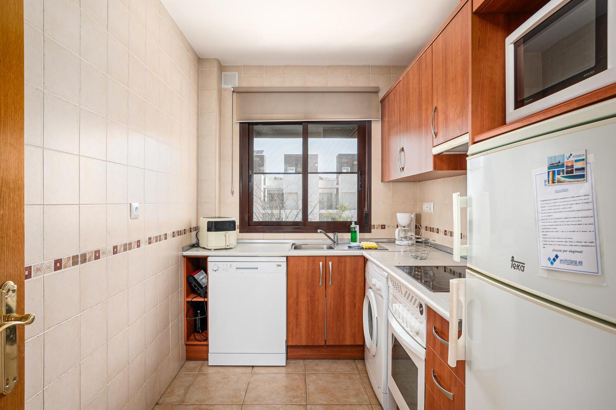 Apartamento Familiar Muy Soleado Cerca De La Playa Y Parking Incluido Chiclana de la Frontera Exterior photo