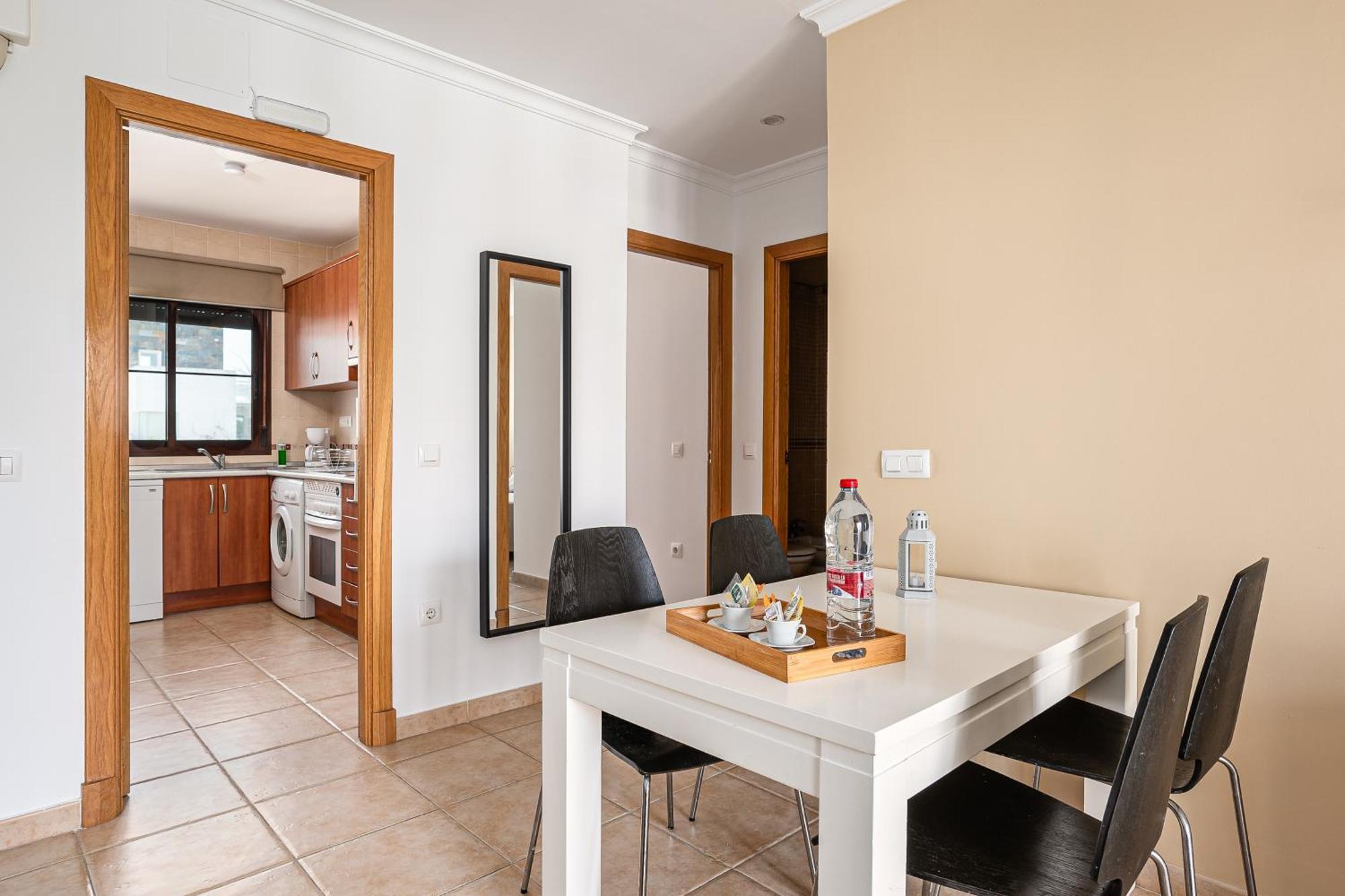 Apartamento Familiar Muy Soleado Cerca De La Playa Y Parking Incluido Chiclana de la Frontera Exterior photo